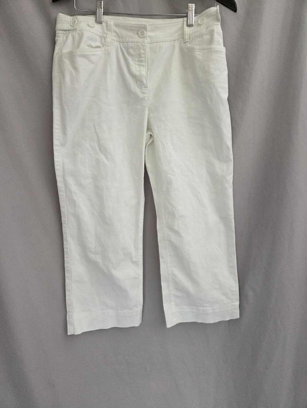 Jones New York White Cropped Straight-Leg Jeans